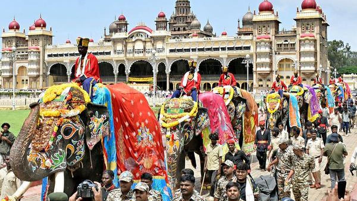 Southern States' Chief Ministers Invited to Grand Dasara Celebration