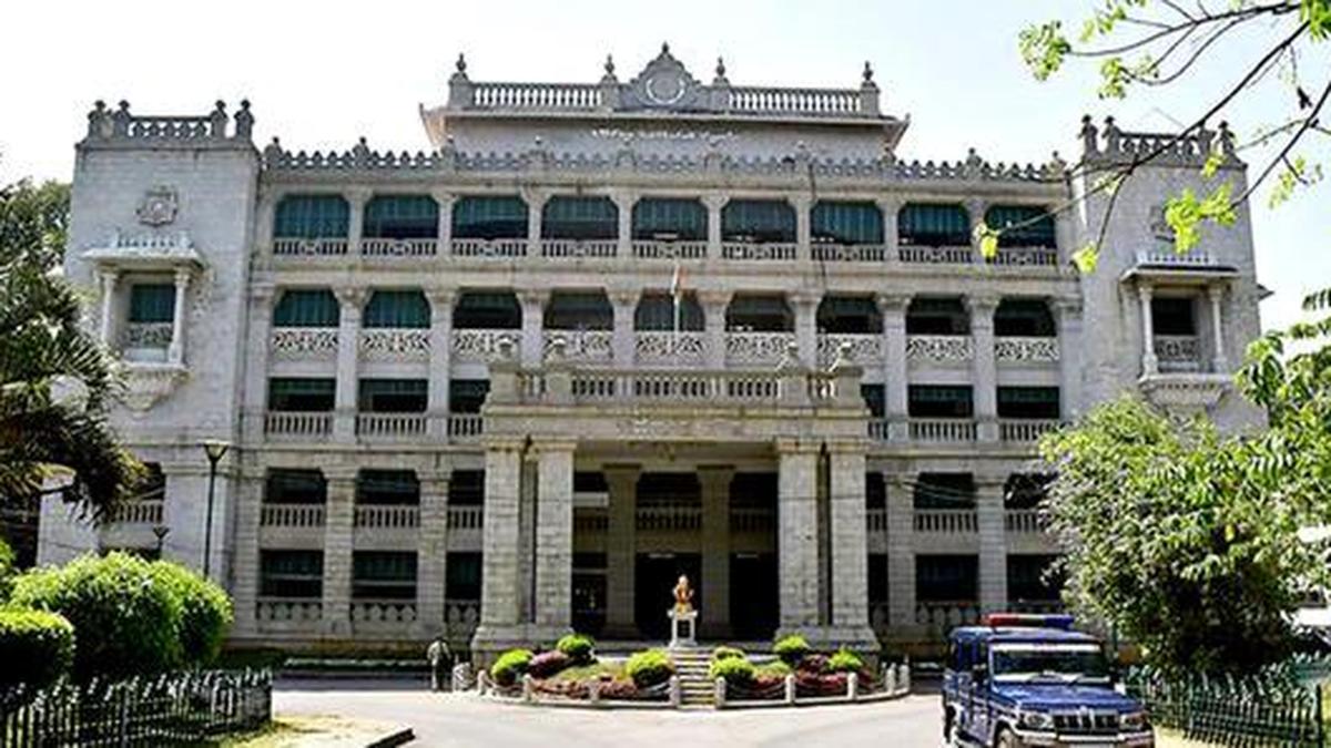 Congress Leader Urges KPSC to Drop Personality Tests from Recruitment Process