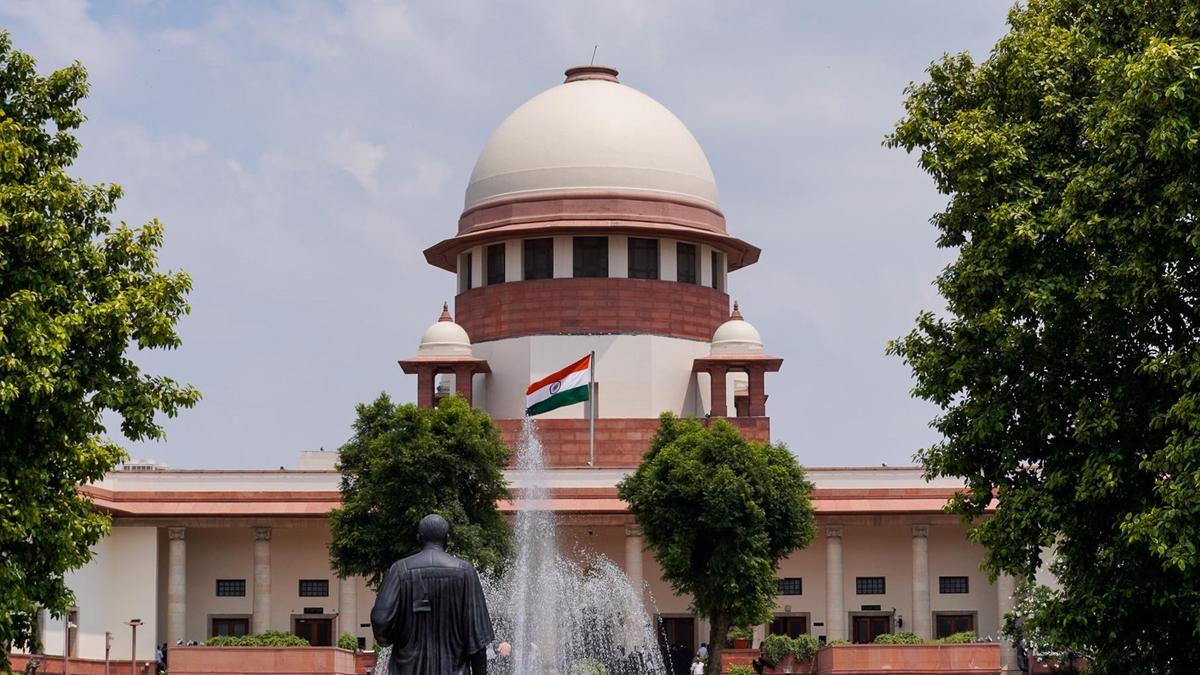 Supreme Court Urges Increasing District Judges' Retirement Age to 62 Amid Massive Case Backlog
