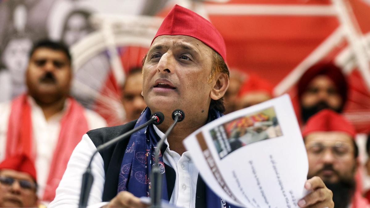 Akhilesh Vows to Transform Braj Region with World-Class Development if SP Wins Power