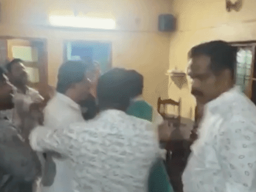 केरल में महिला कांग्रेस विधायक राम्या हरिदास पर हमला: अस्पताल में भर्ती, 7 पर मामला दर्ज