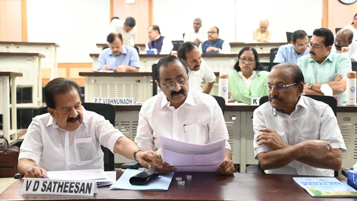 Kerala CM and Cabinet to Miss IIM Kozhikode Press Interaction Due to Schedule and Security