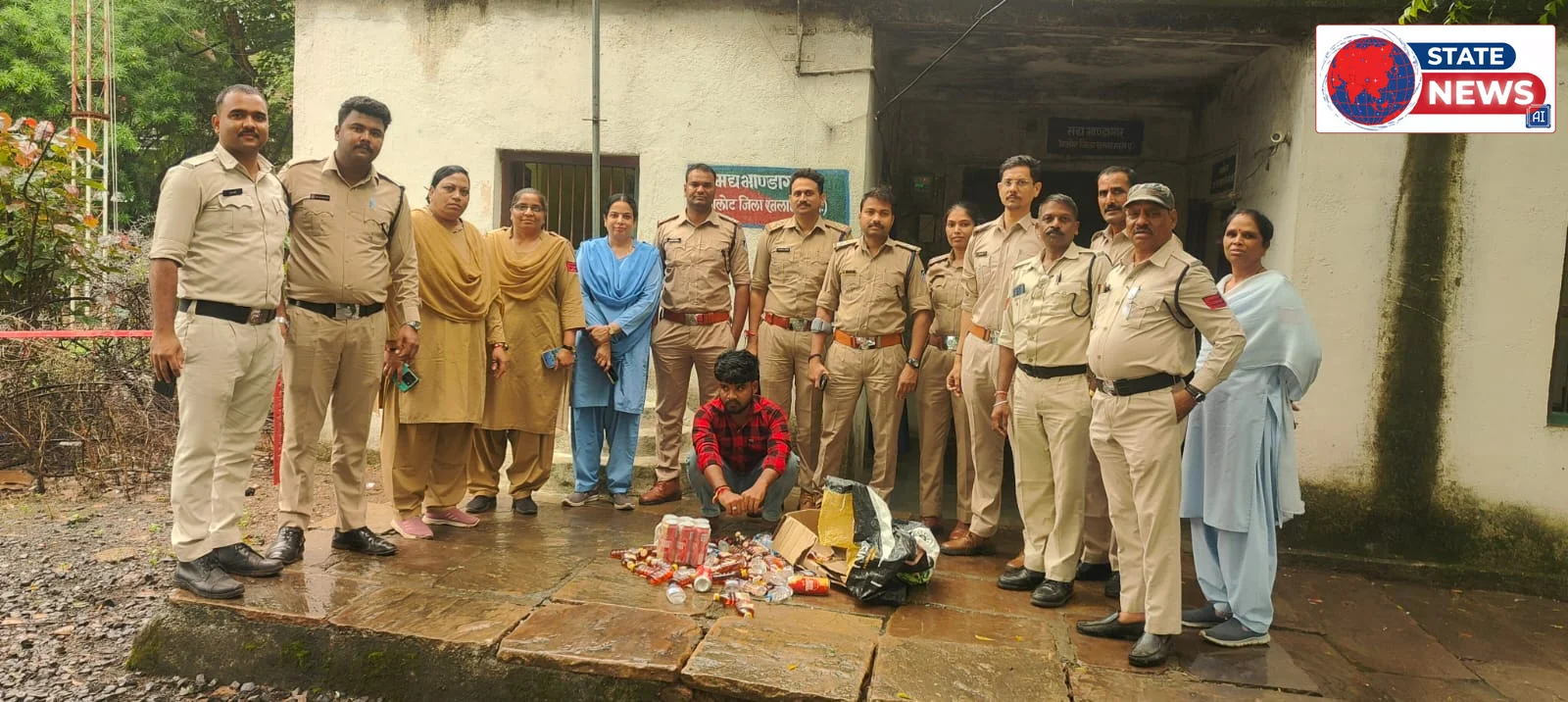 आलोट में आबकारी विभाग की दबिश, 47 पाव शराब जब्त