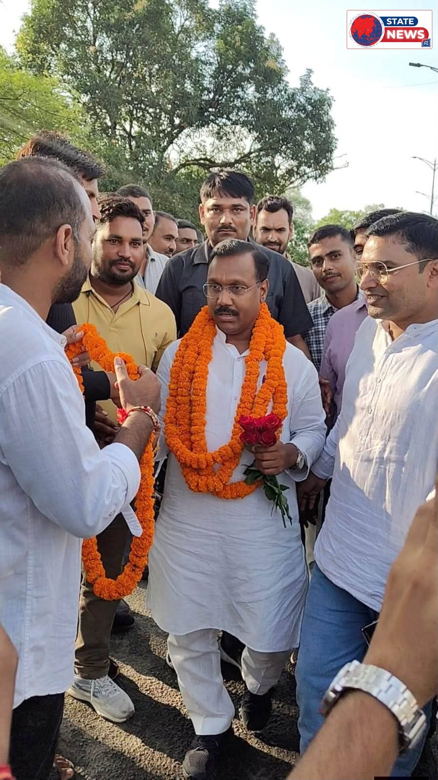 जन-जन का स्नेह, कांग्रेस परिवार का सम्मान—कमलेश्वर पटेल जी का आत्मीय स्वागत