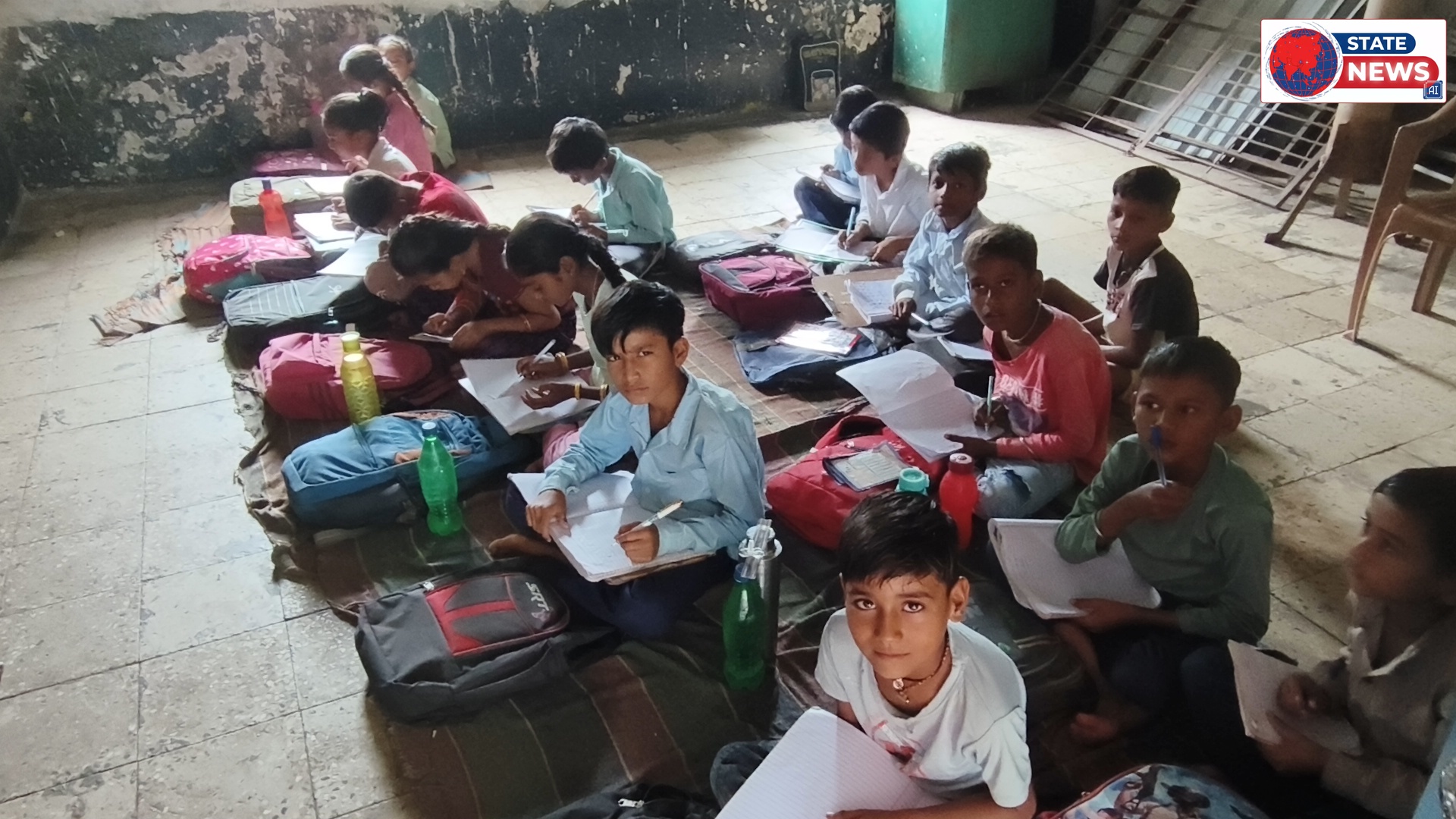 दो अतिथि शिक्षकों के भरोसे चल रही है  प्राथमिक शाला डलमहु