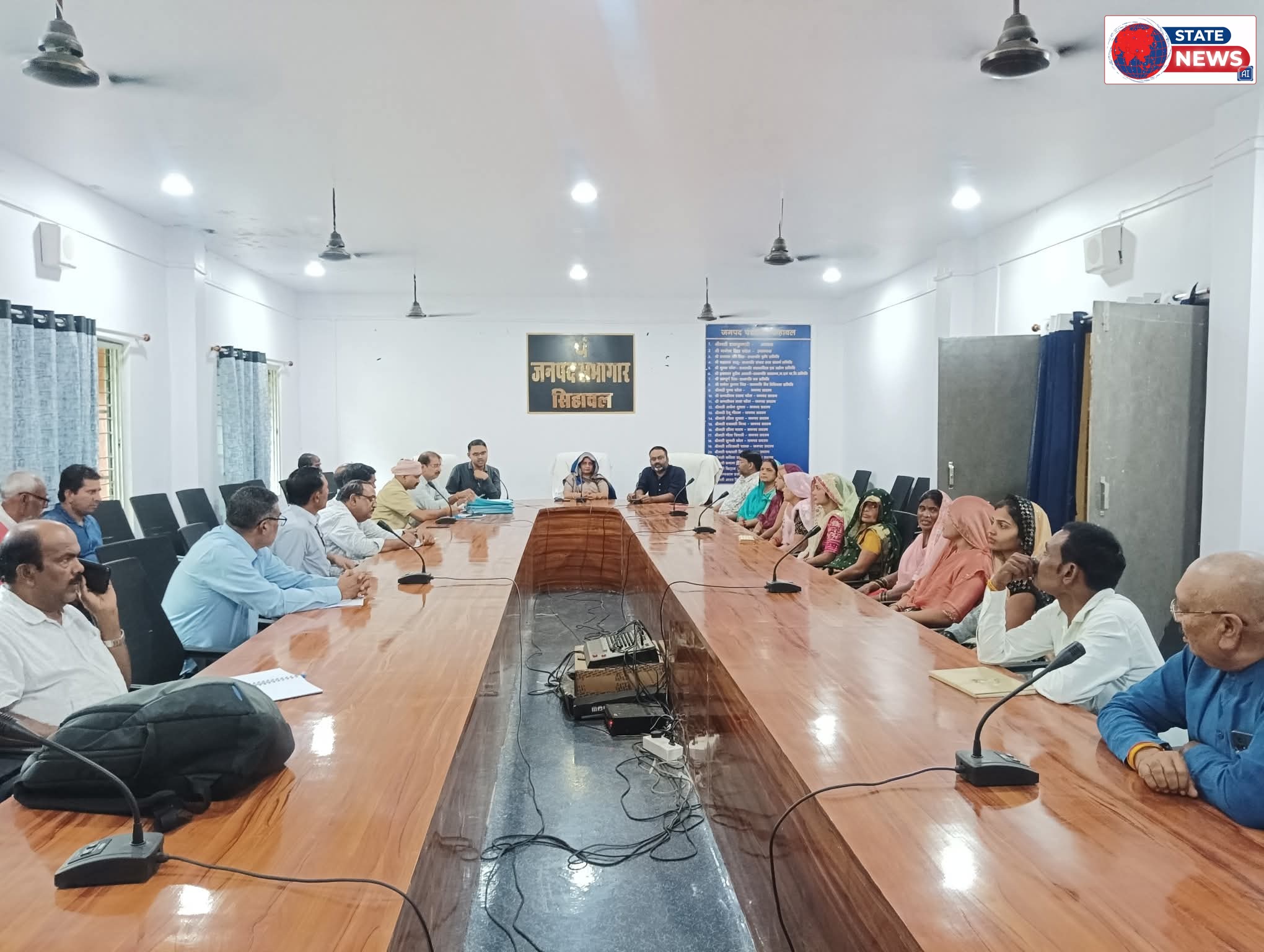 सिहावल में सामान्य सभा की बैठक संपन्न, जनप्रतिनिधियों और अधिकारियों ने किया मंथन