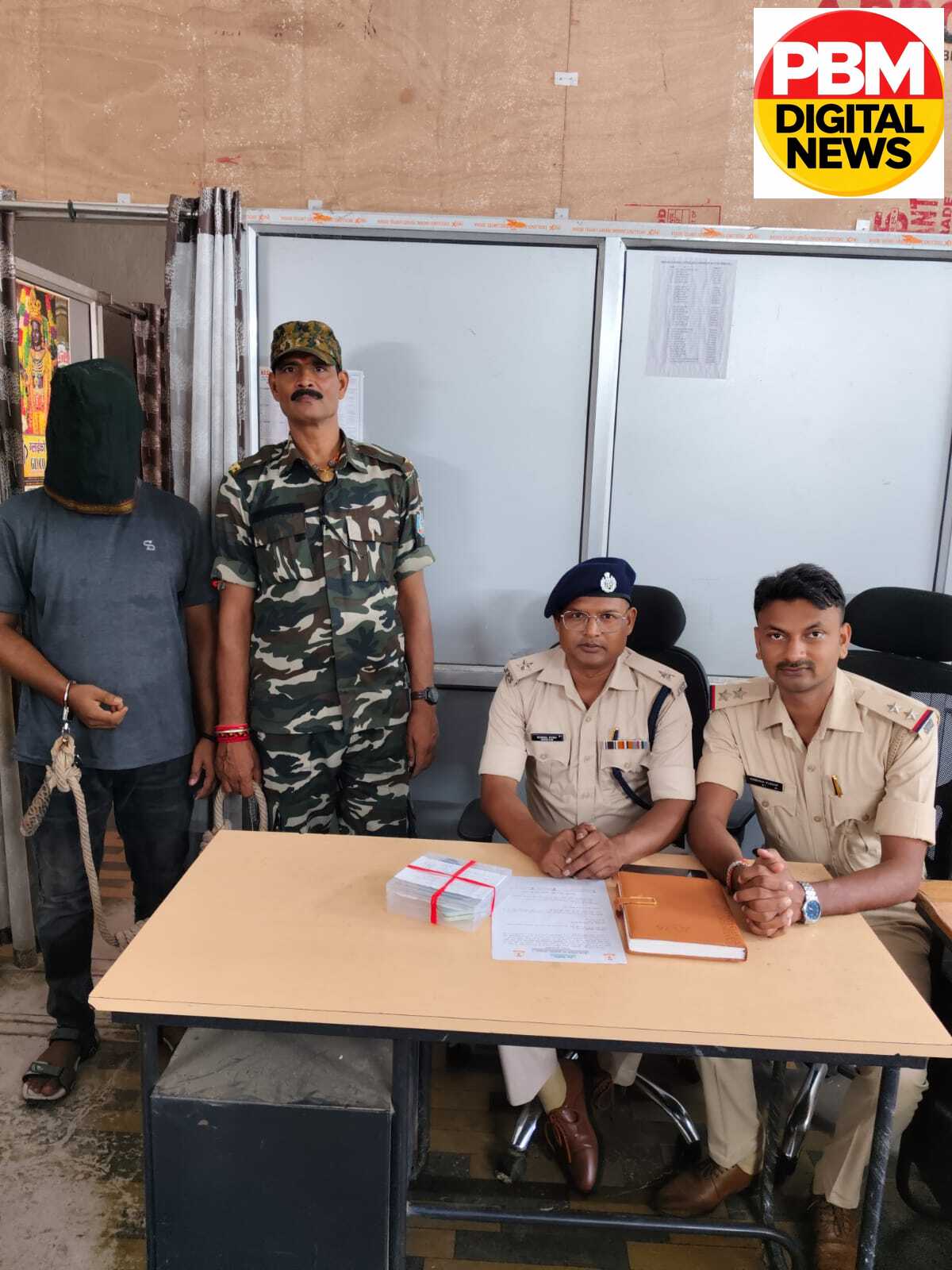 🚨*महाराष्ट्र के गैस उपभोक्ताओं को जामताड़ा से ठगने वाला शातिर साइबर अपराधी गिरफ्तार: फर्जी APK फाइल भेजकर बैंक खाते करता था खाली*