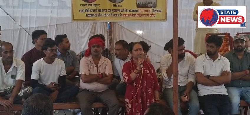 प्रशासन पर दबाव बनाने के लिए निजी नर्सिंग होम की जांच पड़ताल करने पहुंचे कथित नेताओं को पुलिस ने किया डिटेन, दी समझाइश, और फिर किया रिहा, प्