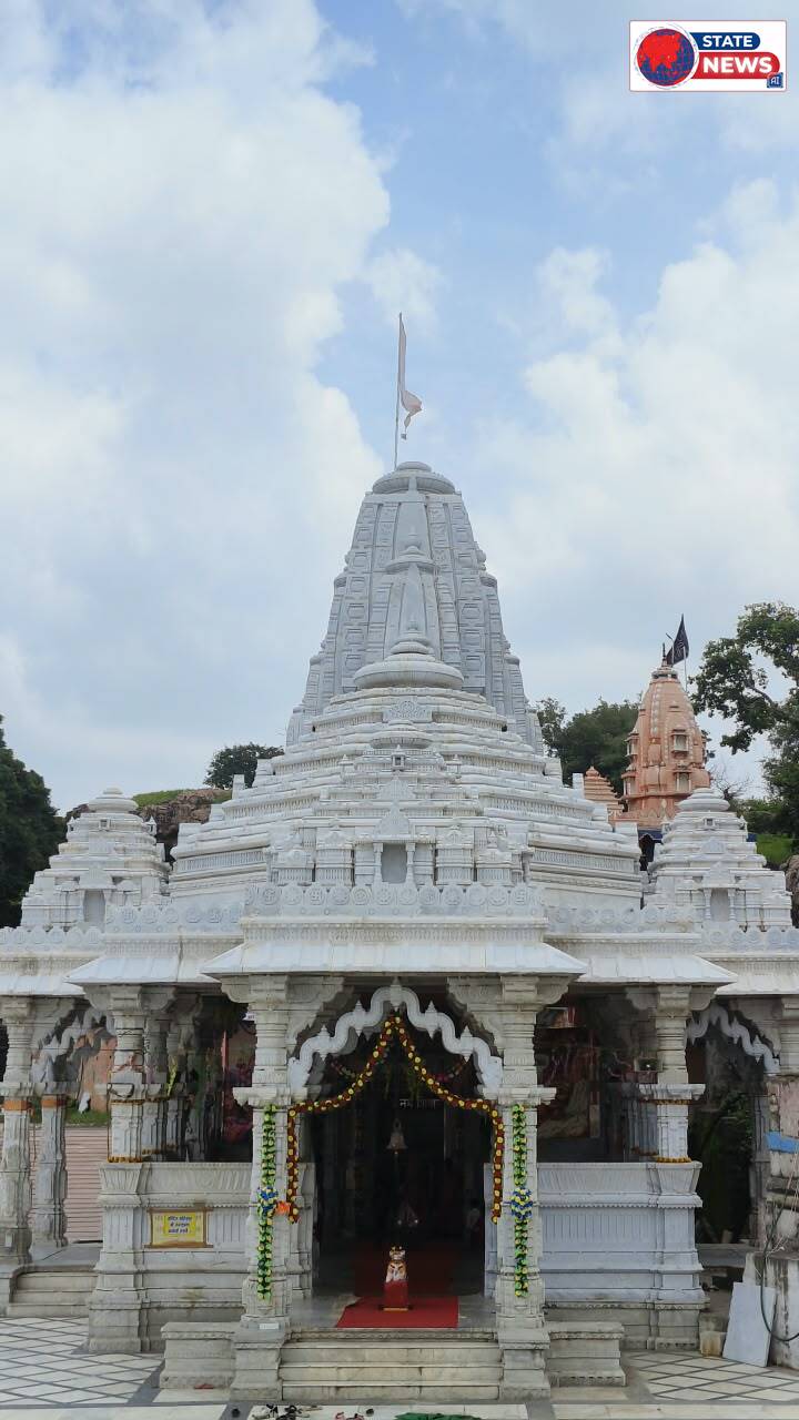 मनोज ऊंटवाल की पहल लाई रंग, अनादिकल्पेश्वर महादेव मंदिर को मिली 50 लाख की पहली सौगात