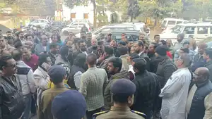 लोकतंत्र के चौथे स्तंभ की सुरक्षा पर संकट: पत्रकार को धमकी देने वाला वीडियो वायरल