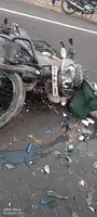 भीषण सड़क हादसा: दो युवकों की मौत, एक गंभीर रूप से घायल