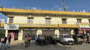 मझौली मुख्य बाजार में भारी वाहनों की नो-एंट्री, 100 मीटर क्षेत्र नो-पार्किंग घोषित