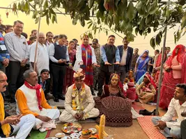 कन्या विवाह सबसे बड़ा पुण्य का कार्य है - कलेक्टर  कन्या विवाह में  कलेक्टर एबम पुलिस अधीक्षक ने दिया दो जोड़ो को आशीर्वाद