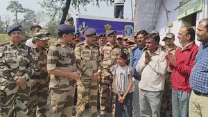 मानवता की मिसाल: सीआईएसएफ ने गंभीर बीमारी से जूझ रही छात्रा के इलाज के लिए बढ़ाया मदद का हाथ