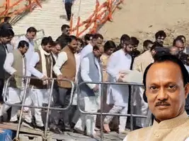 अजित पवार की अस्थियां लेकर बेटा नंगे पैर संगम पहुंचा प्राइवेट जेट...