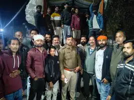 विहिप, बजरंग दल और जन सेवा समिति की बड़ी कार्रवाई: 36 गोवंश...