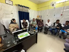 खरगापुर विधायक चंदा सिंह गौर सामुदायिक स्वास्थ्य केंद्र बल्देवगढ़ का औचक निरीक्षण