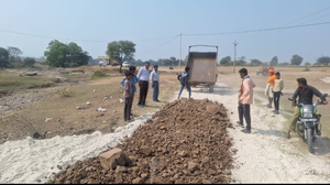  प्रकृति निर्मित झोतराड़ा शिव  मंदिर  जाने के खस्ता हाल मार्ग की आदिवासी विकास  परिषद उपाध्यक्ष महेश पटेल ने करवाई मरम्मत,शिव भक्तों में हर्ष