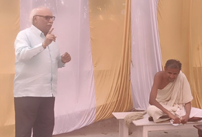 उचेहरा: जैन संतों ने दिया जीवन जीने का मार्गदर्शन, कटरा में हुआ भव्य स्वागत