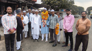 रमजान में मदीना मुनव्वरा रवाना हुए बदरुद्दीन भाई, नगरवासियों ने दी भावुक विदाई