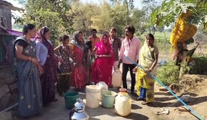 ओबेदुल्लागंज के भगवानपुरा गांव में जल संकट: आठ दिन से पानी की बूंद-बूंद को तरसे ग्रामीण