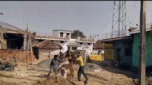 परिवारिक विवाद में हिंसक झड़प का वीडियो वायरल