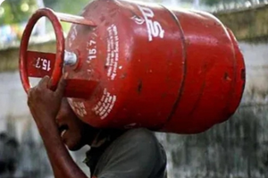 ग्रामीण इलाकों तक आई ईरान-इजराइल युद्ध की आंच...