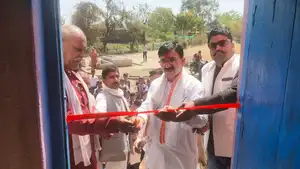 शिक्षा और संस्कार से ही होगा सशक्त राष्ट्र का निर्माण: जिला पंचायत उपाध्यक्ष देवेंद्र सिंह