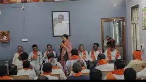 खकनार भाजपा कार्यालय में विधयक मंजू दादू ने ली  बैठक सीएम...