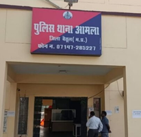 *रानीडोंगरी-जंबाडा मार्ग पर 20 बैलों को भूखे-प्यासे बांधकर रखने का मामला, चार लोगों पर केस दर्ज*