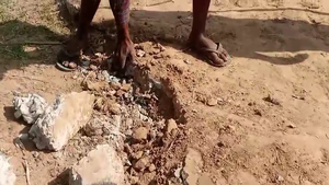 बनते ही उखड़ी रोड