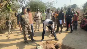 कलयुगी पुत्र ने शराब के नशे में की पिता की हत्या चितरंगी के सुदा की घटना 