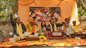 “जय श्रीराम के नारों से गूंजा बुरहानपुर! हनुमान जन्मोत्सव पर रिकॉर्ड भीड़, फैज खान बने आकर्षण का केंद्र”