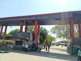 अवकाश के आदेश की धज्जियां: अम्बेडकर जयंती पर भी डबरा मण्डी में खरीदी का खेल, प्रवेश पर्ची बंद, व्यापारियों के बुलावे पर पहुंचे किसान