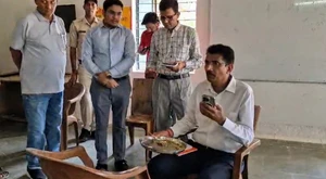   दमोह कलेक्टर ने किया कन्या छात्रावास का निरीक्षण,सब्जी में लगी मिर्ची, मिली कई अनियमितताएं,सुधार के दिये निर्देश.