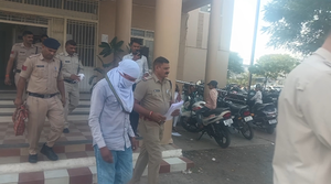 पांढुर्णा पुलिस की हेलमेट चैकिंग के दौरान हाथ लगा ड्रग्स सप्लायर मिली बड़ी सफलता