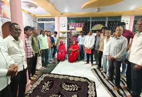 इस कलयुग में जमीन के लिए क्या क्या नही होता पर इन्होंने किया जमीन का दान