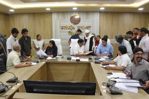 अपर कलेक्टर ने 170 आवेदन पत्रों पर की जनसुनवाई