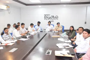 शाला जाने योग्य हर बच्चे का शाला में प्रवेश कराएं - मुख्य...