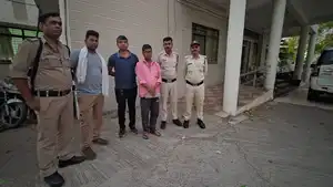 मुलताई पुलिस की कार्रवाई: सट्टा लिखते आरोपी गिरफ्तार