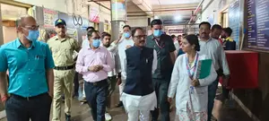 प्रभारी मंत्री का जिला चिकित्सालय का औचक निरीक्षण