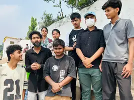 पन्ना की ऐतिहासिक धरोहर धरम सागर के संरक्षण के लिए उमड़ा युवाओं का सैलाब: स्वच्छता अभियान से बदली घाटों की सूरत