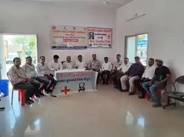विश्व रेड क्रॉस स्थापना दिवस पर टीबी मरीजों कों प्रोटीन किट बांटी गई।