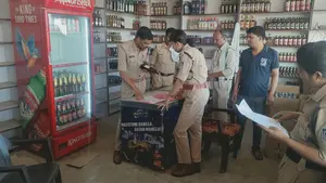 गोटेगांव में 12 लीटर कच्ची अवैध मदिरा व 240 किग्रा महुआ लाहन बरामद हुआ तीन मदिरा दुकानों का निरीक्षण कर विभागीय  पंजीबद्ध किया गया