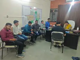 तेंदूखेड़ा एसडीएम कार्यालय में EOW का छापा, रिश्वतखोर बाबू 30 हजार की रिश्वत लेते रंगे हाथों गिरफ्तार