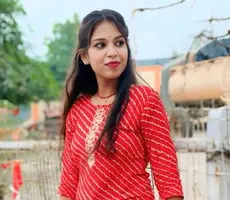 जिले के आरोन इलाके में सड़क हादसे में भाई बहन की मौत हो गई। भाई अपनी बहन को पेपर दिलाने आरोन कॉलेज लाया था। शाम को दोनों बाइक से वापस अपने ग