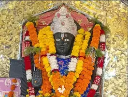 शनि अमावस्या पर नर्मदा घाटों और शनि मंदिरों में उमड़ा आस्था का सैलाब