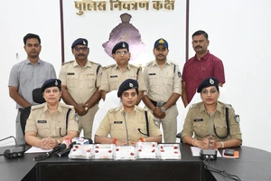 24घंटे मै 16लाख की चोरी का सीहोर  पुलिस ने किया खुलासा 