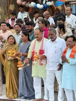 ओरछा में बेतवा नदी पर भव्य गंगा आरती