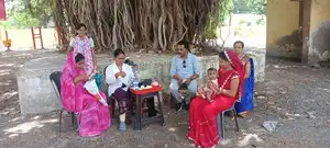 उपस्वास्थ केंद्र में पांच दिन से लाइट बंद
